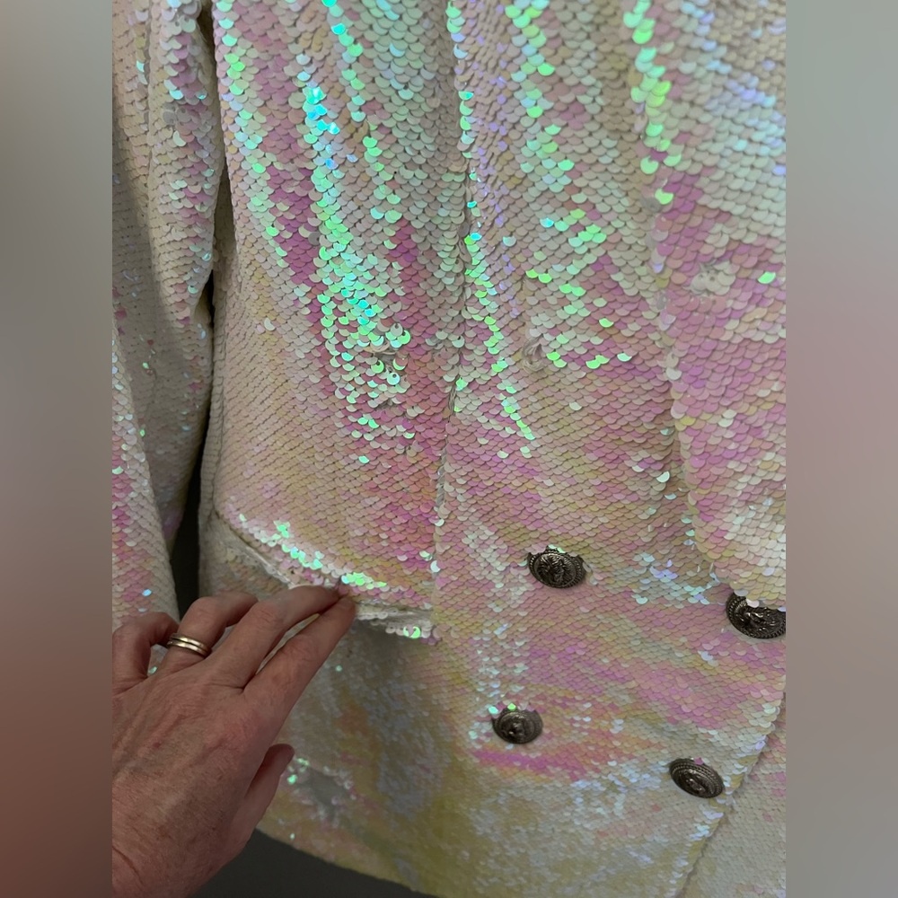 White Sequin Pearl Blazer With Silver Lion Head Buttons Size Small - Picture 7 of 11